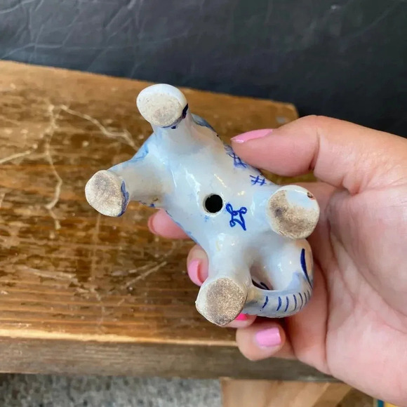 Vintage Small floral print elephant  Figuring  home office decor - Picture 3 of 3